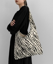 LVEU. | Zebra casual bag / ゼブラカジュアルバッグ(トートバッグ)