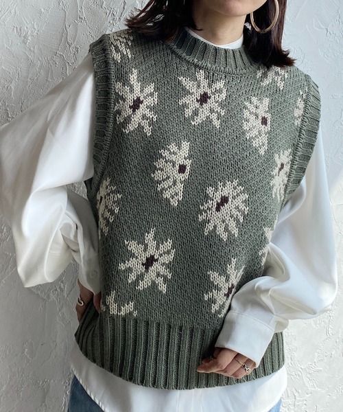 She's Closet（シーズクローゼット）の「リバーシブルバルキー花柄ニットベスト（ベスト・レディース・ブラック/グリーン/モカ・FREE）」の3枚目の写真