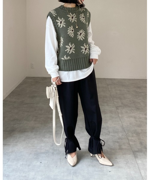 She's Closet（シーズクローゼット）の「リバーシブルバルキー花柄ニットベスト（ベスト・レディース・ブラック/グリーン/モカ・FREE）」の16枚目の写真
