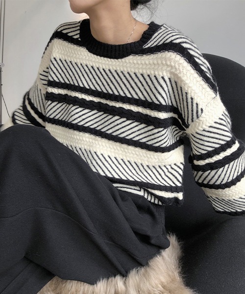 chuclla(チュクラ)の「Multi border crew neck knit chw21a098(ニット/セーター・レディース・ブラック系その他・FREE)」の5枚目の写真