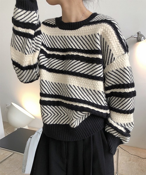 chuclla(チュクラ)の「Multi border crew neck knit chw21a098(ニット/セーター・レディース・ブラック系その他・FREE)」の14枚目の写真