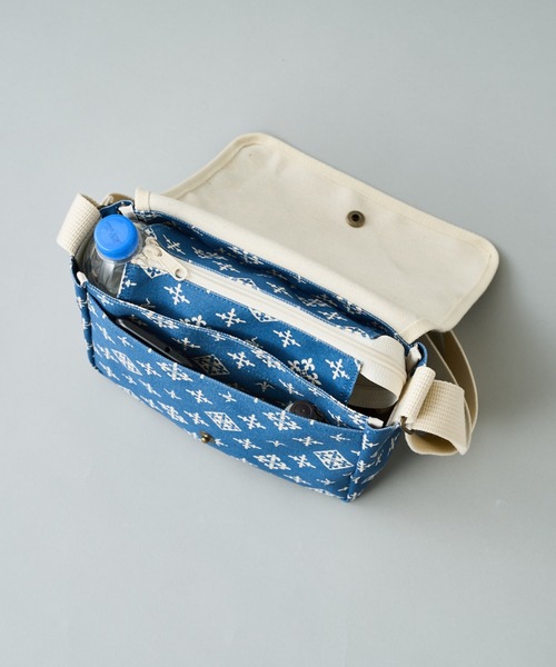 Daily russet（デイリー ラシット）の「プルーフキャンバスフラップショルダーバッグ（ショルダーバッグ・レディース・ピンク/ベージュ/グレー/ネイビー・FREE）」の20枚目の写真