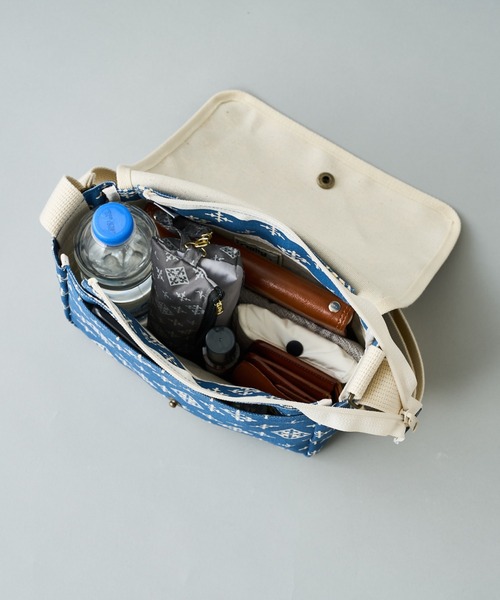 Daily russet（デイリー ラシット）の「プルーフキャンバスフラップショルダーバッグ（ショルダーバッグ・レディース・ピンク/ベージュ/グレー/ネイビー・FREE）」の19枚目の写真