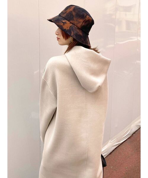 EMODA(エモダ)の「タックスリーブソリッドワンピース(ワンピース・レディース・ブラック/ベージュ/カーキ・FREE)」の7枚目の写真