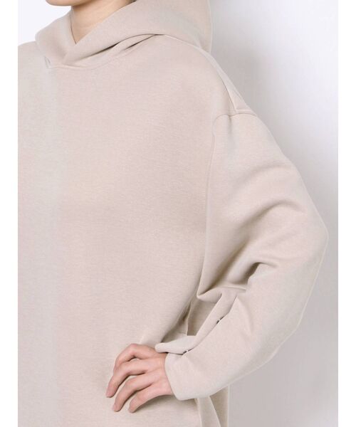 EMODA(エモダ)の「タックスリーブソリッドワンピース(ワンピース・レディース・ブラック/ベージュ/カーキ・FREE)」の16枚目の写真