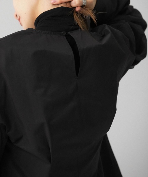 KBF（ケイビーエフ）の「エクストラスリーブプルオーバー（シャツ/ブラウス・レディース・ブラック/オフホワイト/インディゴブルー・ONE）」の12枚目の写真