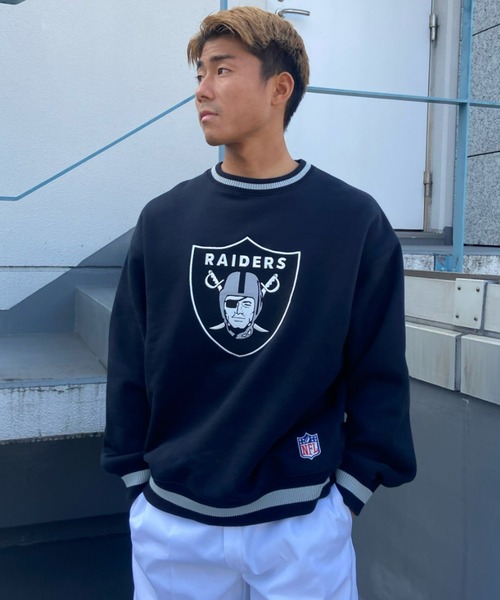 Champion（チャンピオン）の「【ZOZOTOWN限定】CHAMPION/チャンピオン ×NFLコラボ ルーズシルエット ビッグロゴスウェット C3-U036（スウェット・メンズ・ブラック/ブルー・M/L/XL/XXL）」の10枚目の写真