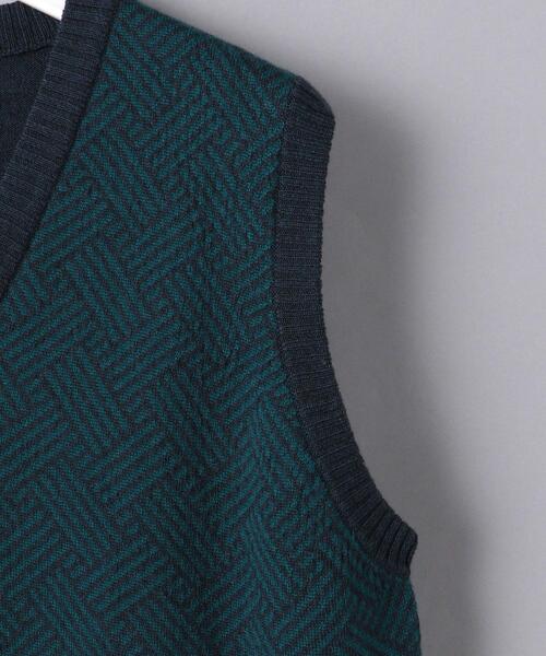 Johnstons of Elgin（ジョンストンズオブエルガン）の「＜JOHNSTONS（ジョンストンズ）＞ ジャカード ニット ベスト（ニット/セーター・メンズ・ブラック/ターコイズブルー・S/M/L/XL/XS）」の5枚目の写真