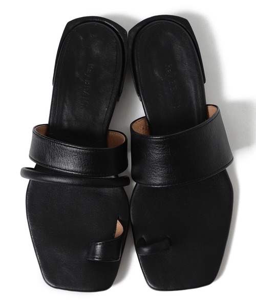 Ray BEAMS(レイビームス)の「Ray BEAMS / アシンメトリー サンダル(サンダル・レディース・ベージュ/ブラック・24.0cm/23.5cm/25.0cm/24.5cm/23.0cm)」の5枚目の写真