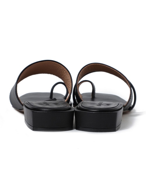 Ray BEAMS(レイビームス)の「Ray BEAMS / アシンメトリー サンダル(サンダル・レディース・ベージュ/ブラック・24.0cm/23.5cm/25.0cm/24.5cm/23.0cm)」の8枚目の写真