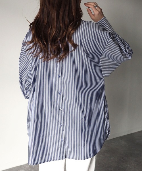 Riberry（リベリー）の「前後2WAYギャザーストライプシャツ（シャツ/ブラウス・レディース・ネイビー/オフホワイト・MEDIUM）」の14枚目の写真