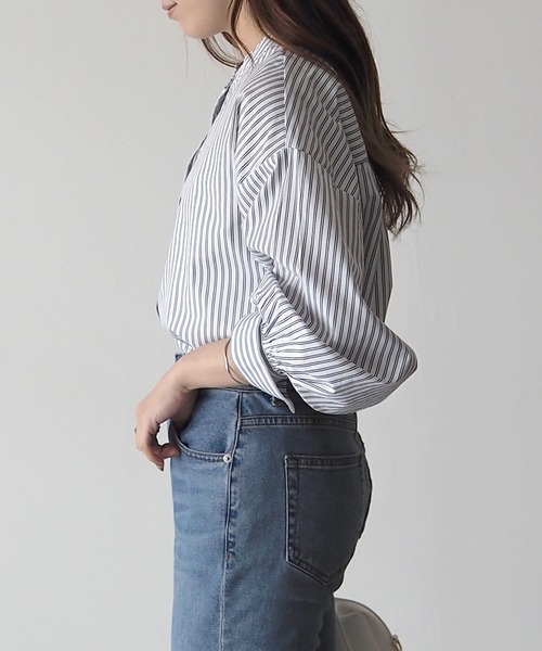 Riberry（リベリー）の「前後2WAYギャザーストライプシャツ（シャツ/ブラウス・レディース・ネイビー/オフホワイト・MEDIUM）」の20枚目の写真