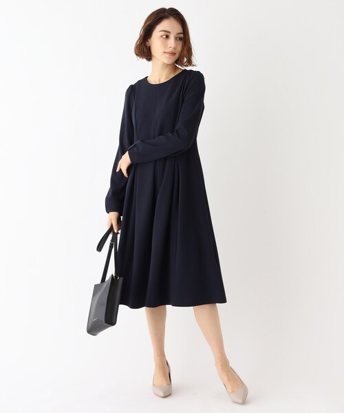 index（インデックス）の「◆カットジョーゼットフレアワンピース【WEB限定サイズ】（ワンピース・レディース・ライトグレー/ネイビー/サックスブルー・40/38/42/36）」の2枚目の写真