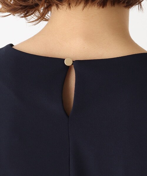 index（インデックス）の「◆カットジョーゼットフレアワンピース【WEB限定サイズ】（ワンピース・レディース・ライトグレー/ネイビー/サックスブルー・40/38/42/36）」の8枚目の写真