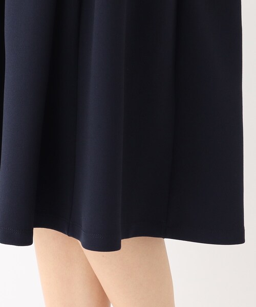 index（インデックス）の「◆カットジョーゼットフレアワンピース【WEB限定サイズ】（ワンピース・レディース・ライトグレー/ネイビー/サックスブルー・40/38/42/36）」の10枚目の写真