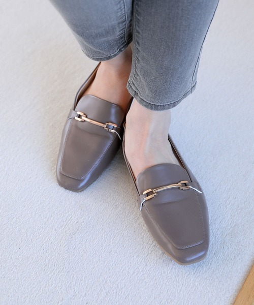 LAKOLE(ラコレ)の「【生活防水】ギャザービットローファー / 260626(ローファー・レディース・ブラック/ブラウン/アイボリー/キャメル・SMALL/MEDIUM/LARGE)」の3枚目の写真