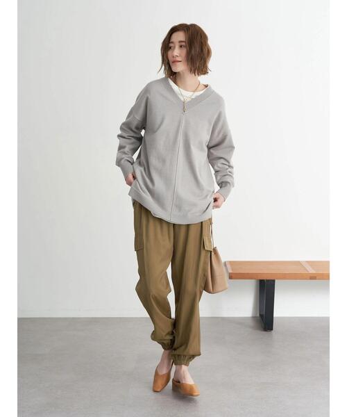 earth music&ecology（アースミュージックアンドエコロジー）の「アウトリンキングVネックニット＊（ニット/セーター・レディース・グレー/グレイッシュベージュ・FREE）」の19枚目の写真