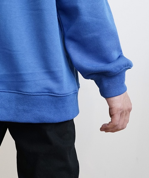 MinoriTY（マイノリティ）の「カレッジロゴ スウェット ルーズシルエット トレーナー（スウェット・メンズ・ブラック/ブルー/グリーン/オートミール・M/L）」の14枚目の写真