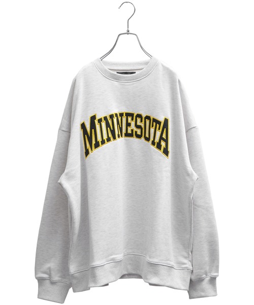 MinoriTY（マイノリティ）の「カレッジロゴ スウェット ルーズシルエット トレーナー（スウェット・メンズ・ブラック/ブルー/グリーン/オートミール・M/L）」の12枚目の写真