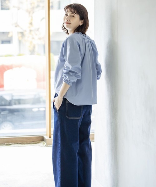 studio CLIP（スタディオクリップ）の「ダブルフロントリボン付きスカラップブラウス[プラスサイズあり]（シャツ/ブラウス・レディース・オフホワイト/サックスブルー/その他1/その他2・MEDIUM/LARGE/X-LARGE/XX-LARGE/XXX-LARGE）」の10枚目の写真