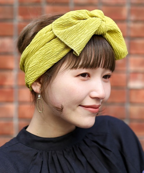 チチカカ(チチカカ)の「ボリュームリボンヘアバンド(ヘアバンド・レディース・ブラック/ベージュ/イエロー・FREE)」の3枚目の写真