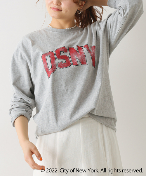 Simplicite(サンプリシテ)の「NYC LOGO TEE by ROCK STANLEY◆(Tシャツ/カットソー・レディース・ホワイト/チャコールグレー/ネイビー・MEDIUM/X-LARGE)」の2枚目の写真