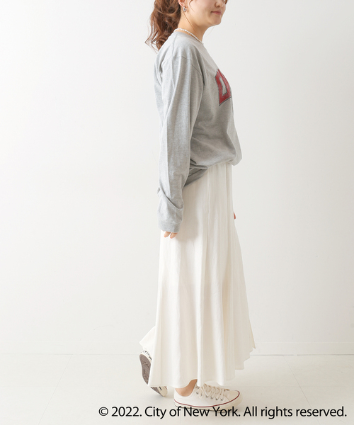 Simplicite(サンプリシテ)の「NYC LOGO TEE by ROCK STANLEY◆(Tシャツ/カットソー・レディース・ホワイト/チャコールグレー/ネイビー・MEDIUM/X-LARGE)」の4枚目の写真