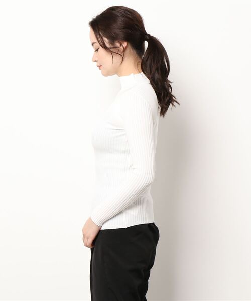 ANAP（アナップ）の「フロントデザインリブトップスカットソー（Tシャツ/カットソー・レディース・ホワイト/ライトグレー/ブラック/グレイッシュベージュ・FREE）」の16枚目の写真