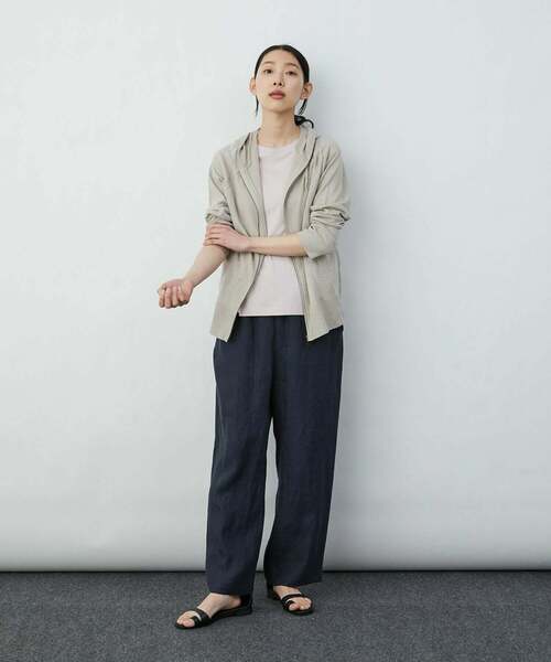 LOISIR（ロワズィール）の「リネン天竺フーディ（パーカー・レディース・ベージュ/グレー/グリーン・FREE）」の4枚目の写真