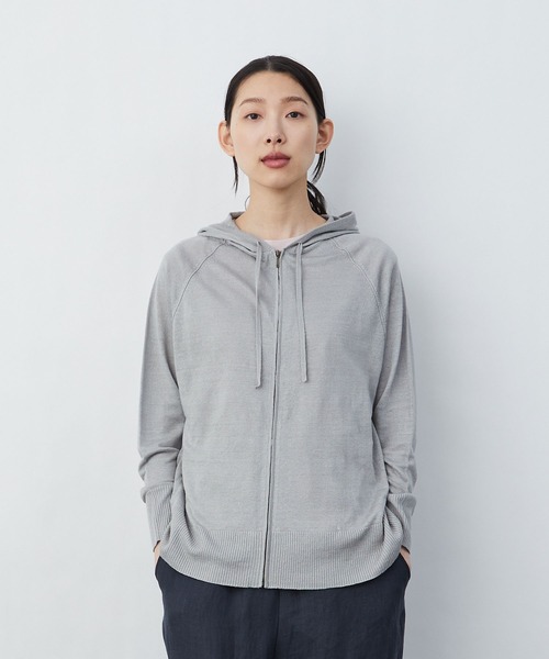 LOISIR（ロワズィール）の「リネン天竺フーディ（パーカー・レディース・ベージュ/グレー/グリーン・FREE）」の2枚目の写真