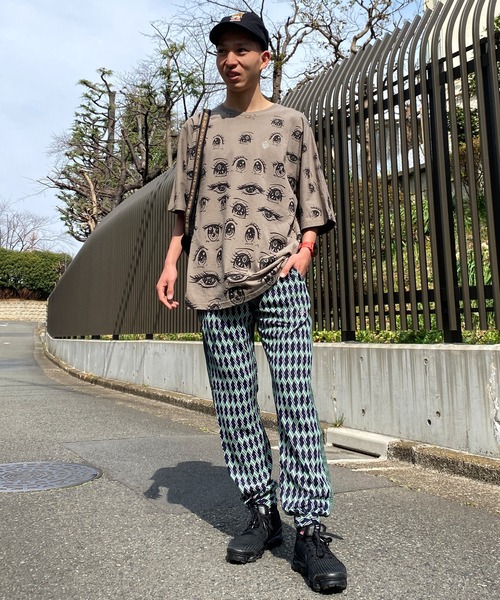 ALDIES（アールディーズ）の「Eye Eye Big T / アイアイビッグT（Tシャツ/カットソー・メンズ・ブラック/パープル/カーキ/ホワイト・FREE）」の10枚目の写真