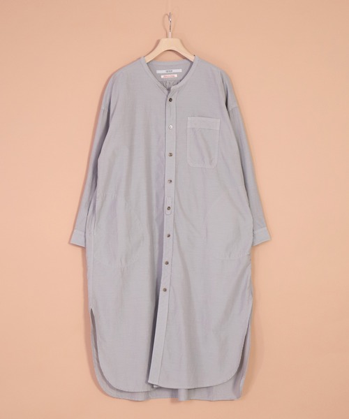 OMNIGOD（オムニゴッド）の「[OMNIGOD womens / オムニゴッド] キュプラ超長綿ローン ワイドスタンドカラーワンピース（ワンピース・レディース・ライトグレー/ピンク/ホワイト/グリーン・FREE）」の3枚目の写真