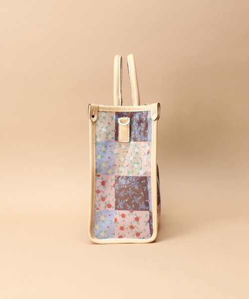 Samantha Thavasa（サマンサタバサ）の「フラワーパッチワーク チュールトートバッグ 小サイズ（トートバッグ・レディース・ブラウン/ラベンダー・FREE）」の3枚目の写真