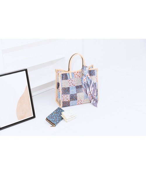 Samantha Thavasa（サマンサタバサ）の「フラワーパッチワーク チュールトートバッグ 小サイズ（トートバッグ・レディース・ブラウン/ラベンダー・FREE）」の20枚目の写真