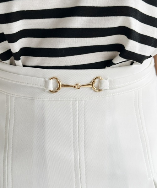 Loueme(ルエム)の「ホースビットプリーツスカート(その他パンツ・レディース・ホワイト/ブラック・S/M)」の8枚目の写真