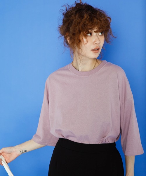 koe(コエ)の「【ユニセックス】ヘビーウェイトコットンTEE*(Tシャツ/カットソー・レディース・ライトブルー/チャコールグレー/ブラック/ベージュ/ラベンダー/グリーン/オフホワイト/カーキ・XL/M/L)」の8枚目の写真