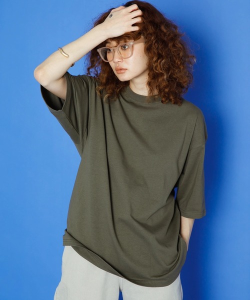 koe(コエ)の「【ユニセックス】ヘビーウェイトコットンTEE*(Tシャツ/カットソー・レディース・ライトブルー/チャコールグレー/ブラック/ベージュ/ラベンダー/グリーン/オフホワイト/カーキ・XL/M/L)」の6枚目の写真