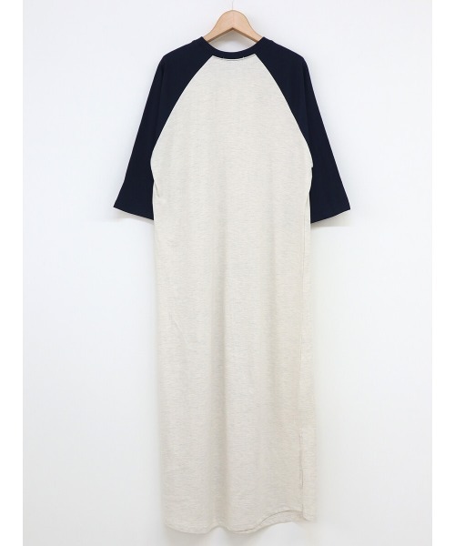 HEILIS(ヘイリス)の「ラグランTシャツワンピース / スリット ラグラン ワンピース ロングワンピース カットワンピース(ワンピース・レディース・ネイビー・FREE)」の11枚目の写真