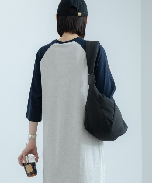 HEILIS(ヘイリス)の「ラグランTシャツワンピース / スリット ラグラン ワンピース ロングワンピース カットワンピース(ワンピース・レディース・ネイビー・FREE)」の17枚目の写真