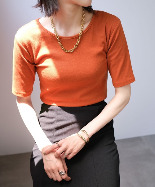 ＡＮＤＪ（アンドジェイ）の「2WAYバックオープンリブトップス（Tシャツ/カットソー・レディース・オフホワイト/グリーン/ブラック/オレンジ・M）」の5枚目の写真