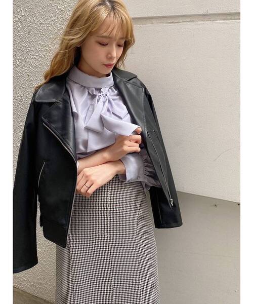 dazzlin（ダズリン）の「ベーシックライダースジャケット（ライダースジャケット・レディース・アイボリー/ブラック/パープル・FREE）」の6枚目の写真