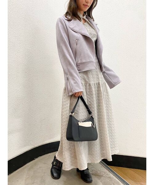 dazzlin（ダズリン）の「ベーシックライダースジャケット（ライダースジャケット・レディース・アイボリー/ブラック/パープル・FREE）」の9枚目の写真