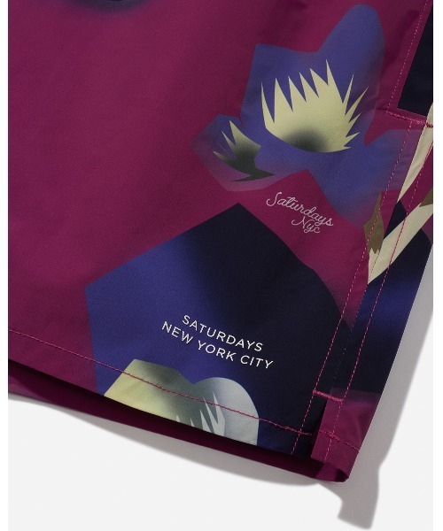 Saturdays NYC(サタデーズ ニューヨークシティ )の「Timothy Jungle Floral Print Swim Short(水着・メンズ・ブラック/パープル/キナリ・S/M/L/X-SMALL/XL)」の8枚目の写真