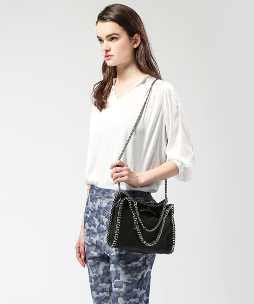 STELLA McCARTNEY(ステラマッカートニー)の「MINI TOTE(トートバッグ・レディース・ブラック/グレー・FREE)」の4枚目の写真