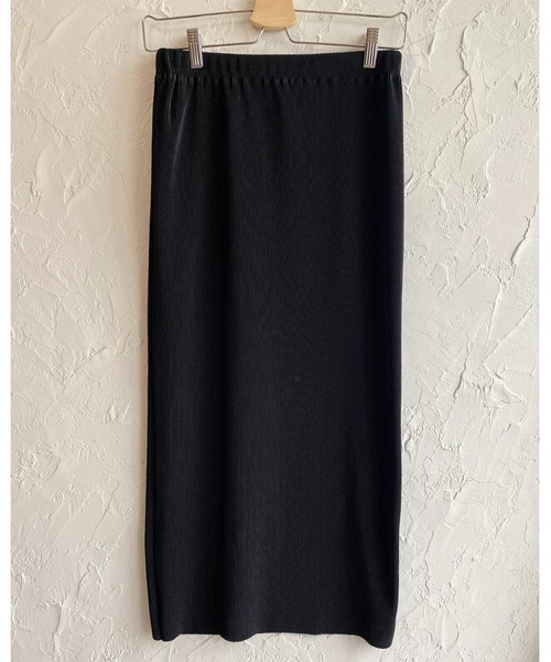 She's Closet（シーズクローゼット）の「セルフカットIラインハイウエスト細プリーツロングスカート（スカート・レディース・ブラック/ダークグリーン/アイボリー/マスタード/スモークピンク/テラコッタ/ブルーグレー/グリーン/ピンク/グレイッシュベージュ/レッド/ネイビー/グリーン系その他・FREE）」の15枚目の写真