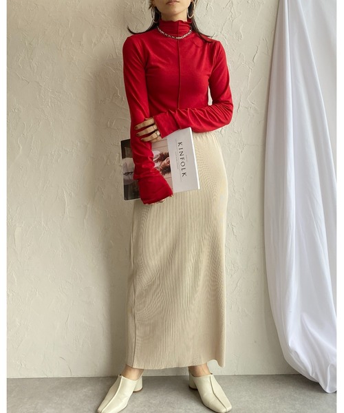 She's Closet（シーズクローゼット）の「セルフカットIラインハイウエスト細プリーツロングスカート（スカート・レディース・ブラック/ダークグリーン/アイボリー/マスタード/スモークピンク/テラコッタ/ブルーグレー/グリーン/ピンク/グレイッシュベージュ/レッド/ネイビー/グリーン系その他・FREE）」の19枚目の写真