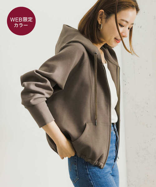 URBAN RESEARCH（アーバンリサーチ）の「『一部WEB限定カラー』ダンボールZIPパーカー（パーカー・レディース・ブラック/チャコールグレー/ベージュ系その他/カーキ・FREE）」の4枚目の写真