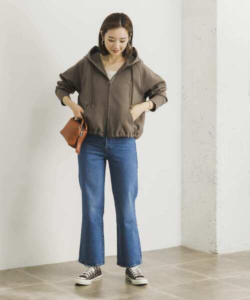 URBAN RESEARCH（アーバンリサーチ）の「『一部WEB限定カラー』ダンボールZIPパーカー（パーカー・レディース・ブラック/チャコールグレー/ベージュ系その他/カーキ・FREE）」の14枚目の写真