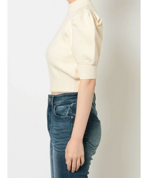 RESEXXY（リゼクシー）の「ボトルネックパフスリーブニット（ニット/セーター・レディース・ブラック/オレンジ/ブルー/アイボリー・FREE）」の7枚目の写真