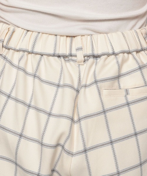 LEPSIM（レプシィム）の「【6つの嬉しい機能付き】ハタラク7DAYSチェックテーパードパンツ 2022冬　288382（スラックス・レディース・オフホワイト/ブラウン/ネイビー・X-LARGE/SMALL/MEDIUM/LARGE/X-SMALL）」の18枚目の写真